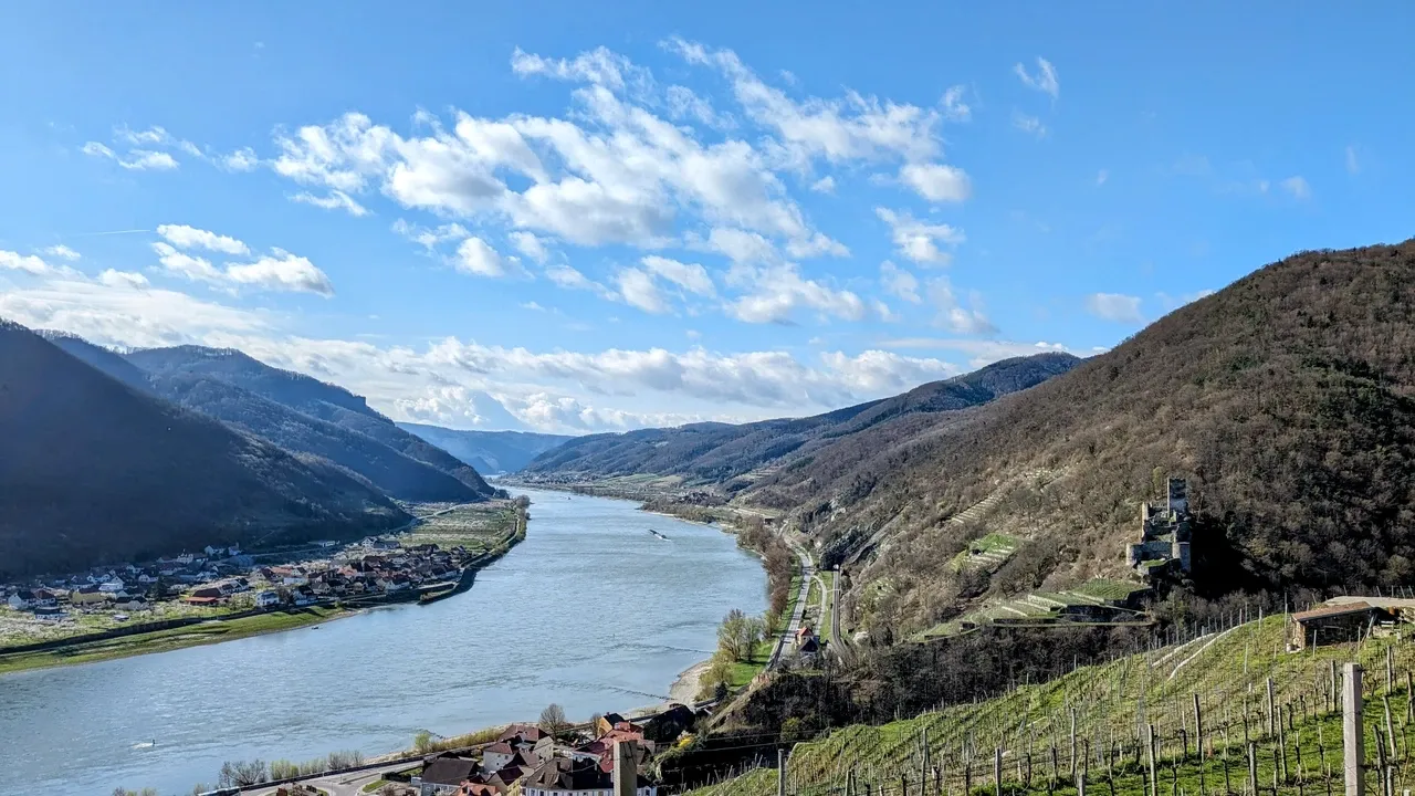 View to Ruin Hinterhaus from Tausendeimerberg over the Spitzer Bach.